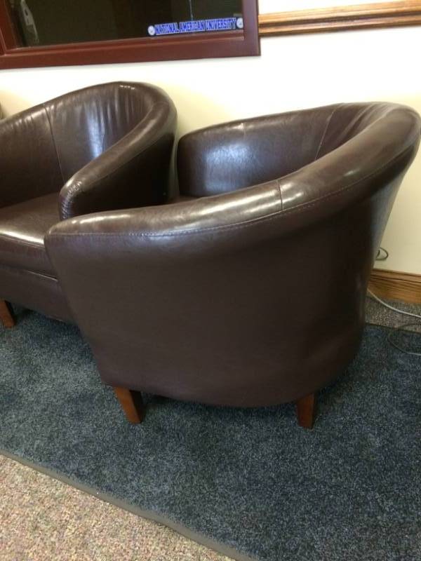 lot 70 image: Quality HOM Furniture Leather Club Chair - Excellent Condition - Could Not Find Any Wear Only 3 Years Old