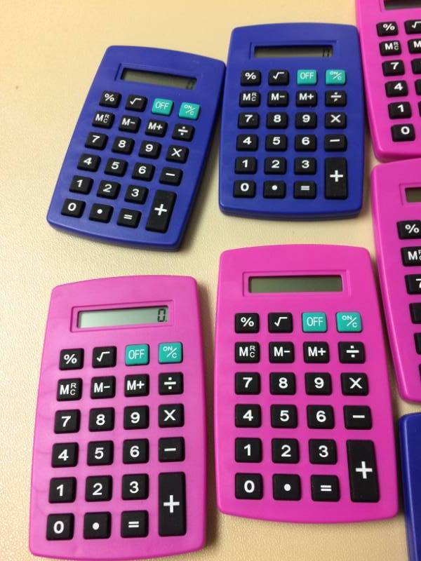 lot 23 image: Lot Of Working Calculators