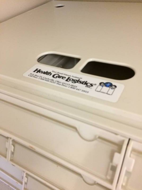 lot 35 image: Lot Of Drawers For Sorting Garage Or Medical Supplies