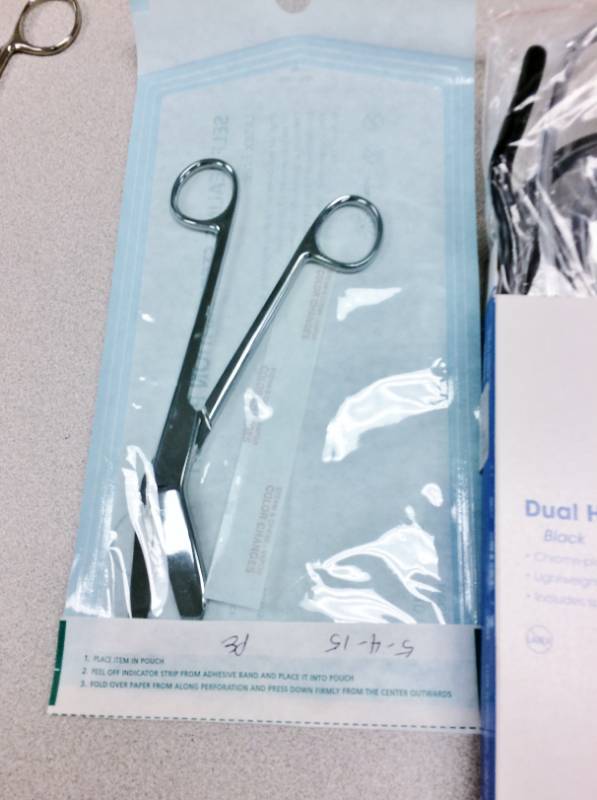 lot 44 image: Lot Of Surgical Scissors, Stethoscope & Other Medical Instruments - Excellent Condition