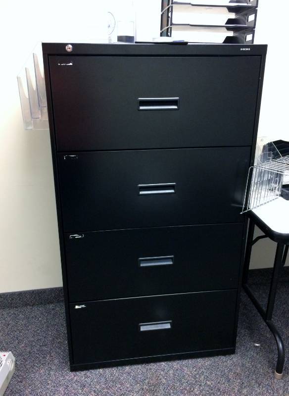lot 50 image: HON 4 Drawer Lateral Filing Cabinet