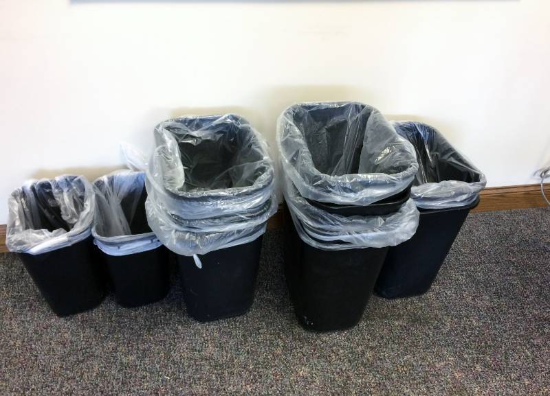 lot 62 image: Lot OF Trash Bins