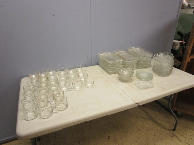 CLEAR GLASS DISHWARE