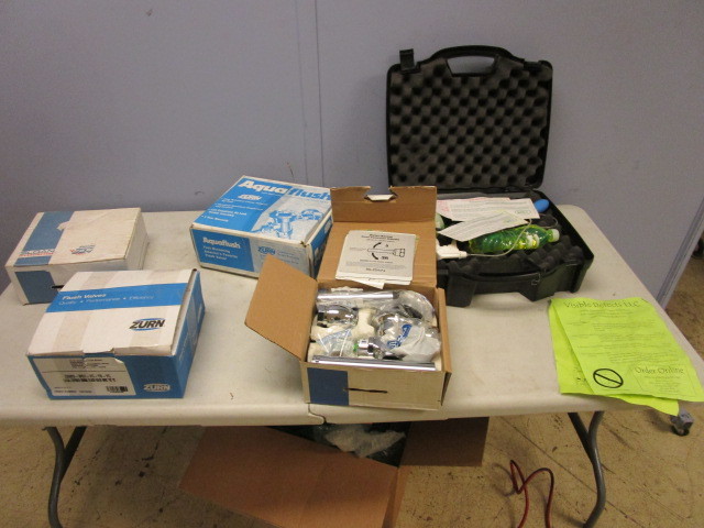TOLIET FLUSHING ASSEMBLIES AND LEAK DETECTION KIT