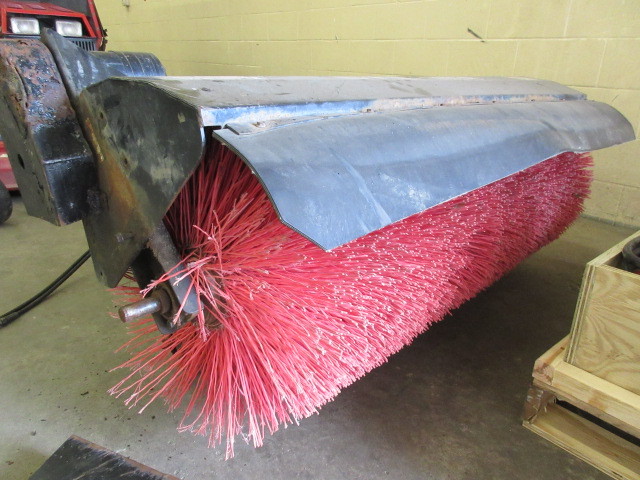 lot 2024 image: STEINER POWER BROOM