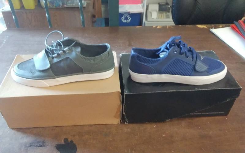 2-Pair Shoes Mens Size 8