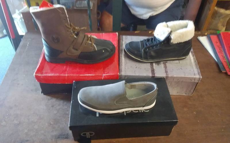 3-Pair Shoes Mens Size 9