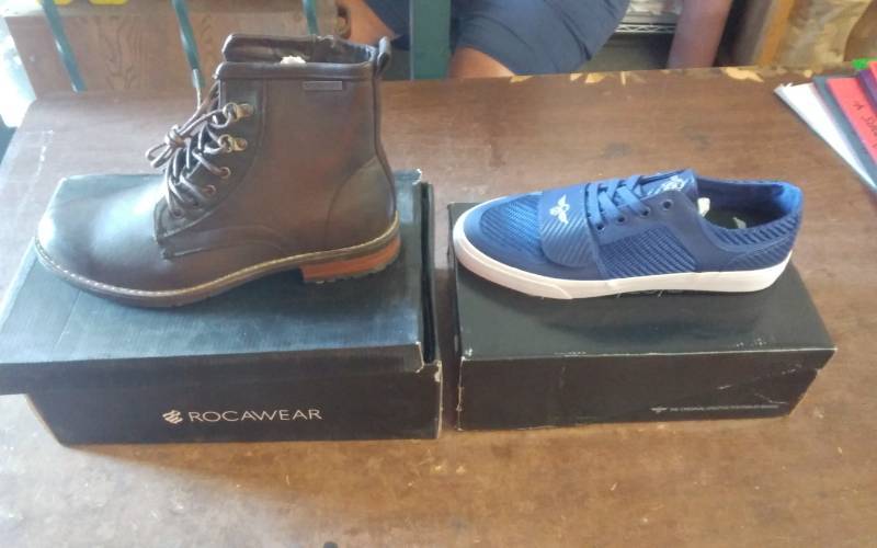 2-Pair Shoes Mens Size 10