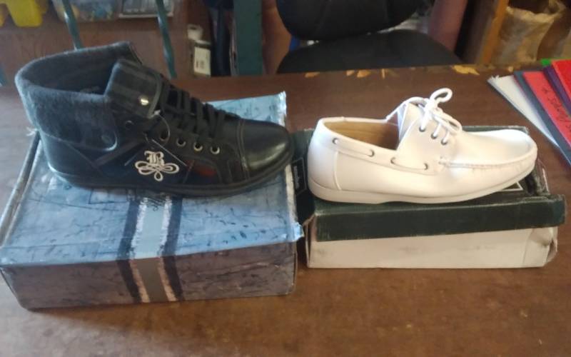 2-Pair Shoes Mens Size 11
