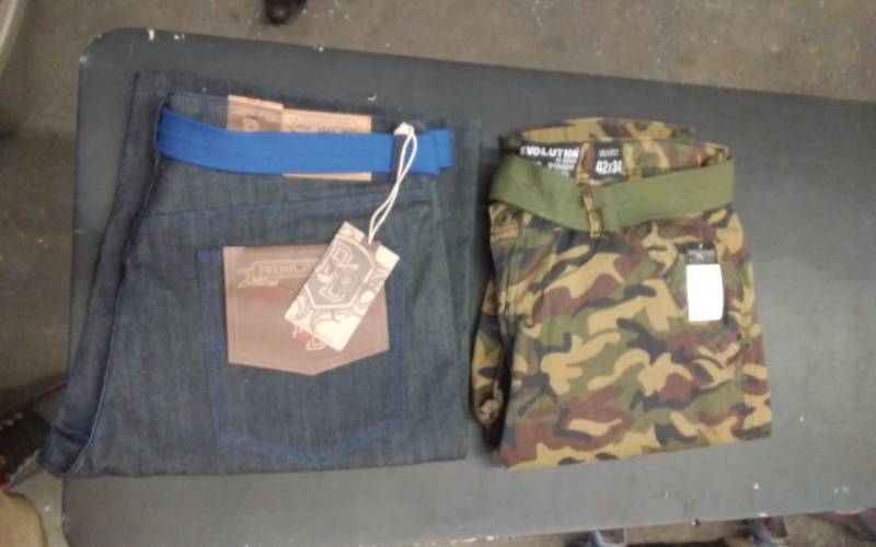Cargo & Denim Bermudas Size 42