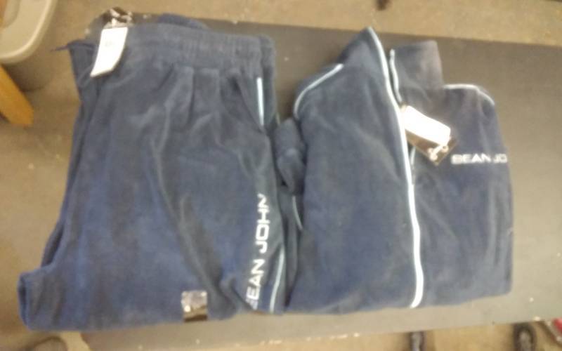 2-Piece Terry Track Suit Size Large