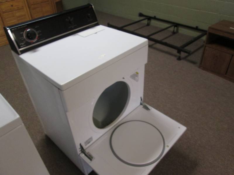 lot 5 image: Roper electric dryer...
