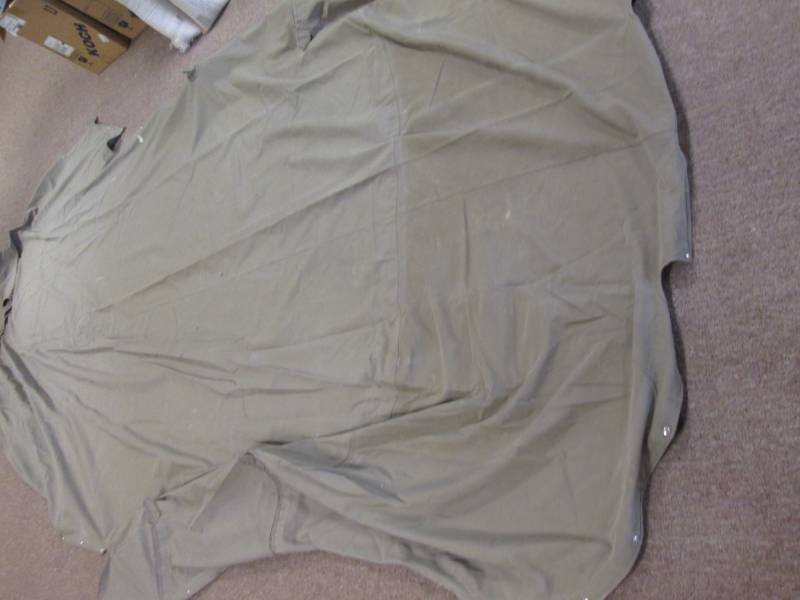 lot 61 image: Canvas Boat cover, in good conditio...