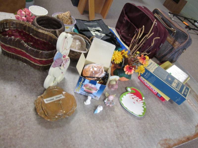 lot 70 image: Lot of boxes bags and home dcor...