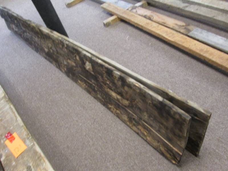 lot 122 image: 2 131 x 17 planks...