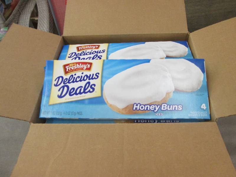 lot 312 image: Case of 16-8 oz Boxes Mrs. Freshley...