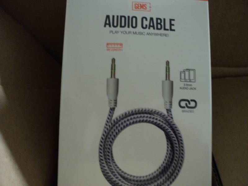 lot 337 image: Case of 48 Audio Cables Bright Aud...