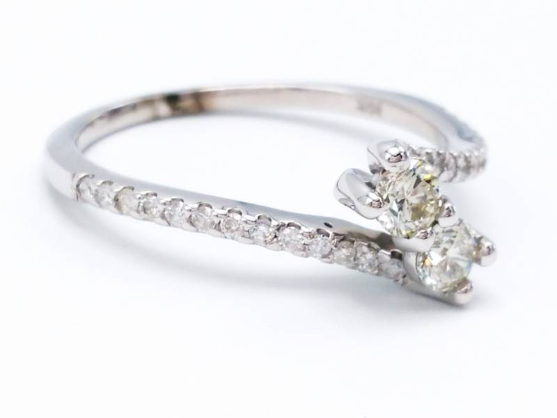 lot 10 image: Forever Us Two Diamond Estate Ring in 14k White Gold