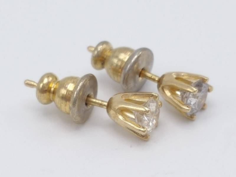 lot 20 image: Diamond Stud Estate Earrings in 14k Yellow Gold