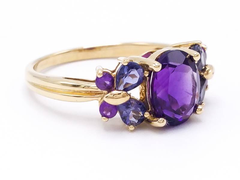 lot 36 image: Unique Butterfly Motif Amethyst and Tanzanite Estate Ring in 10K Yellow Gold