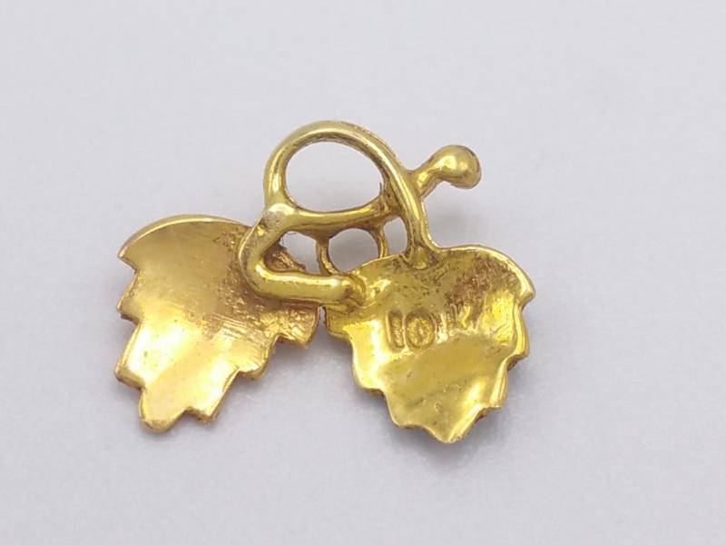 lot 57 image: 10k Gold Lot
