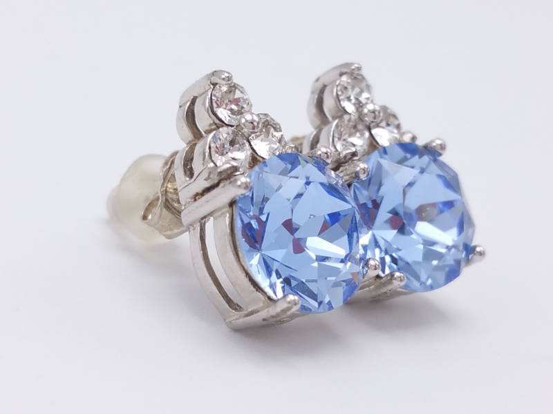 lot 76 image: Beautiful Blue Topaz Earrings in Sterling Silver