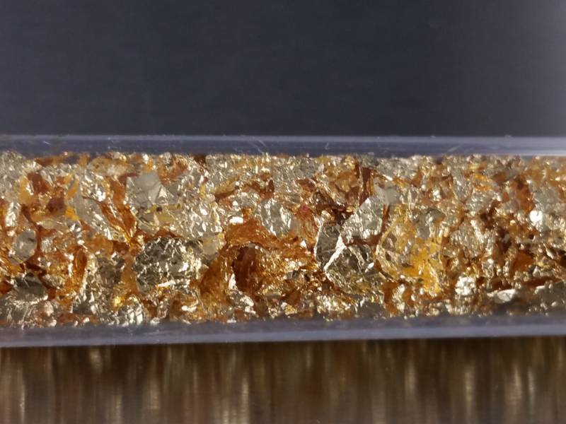 lot 102 image: Vial of Pure 24k Gold Flakes
