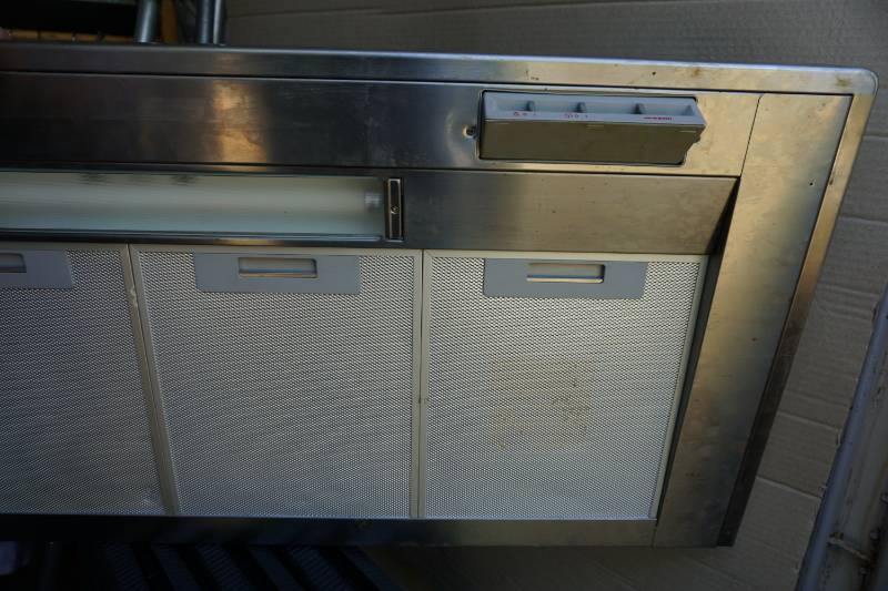 lot 27 image: Kitchen Aid Brand 48 SS Vent FanHood
