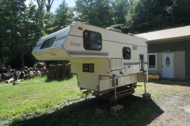 1990 truck camper