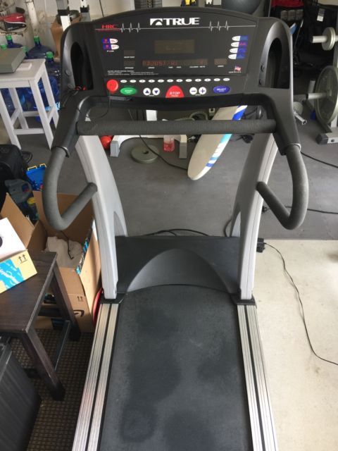 lot 38 image: True Fitness Model ZTX550 HRC Soft Select Tread Mill