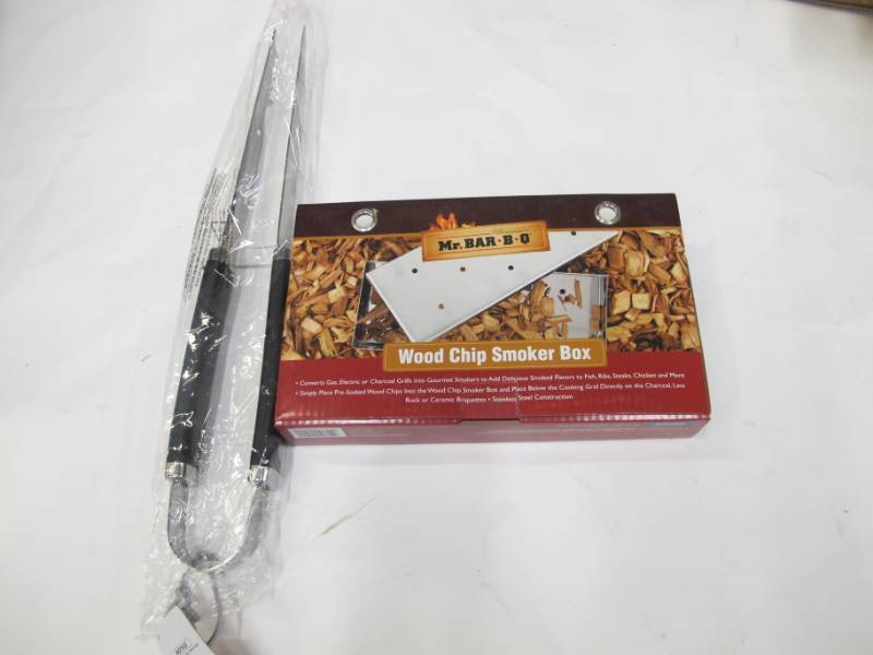 Grill Set - Mr. BBQ Wood Chip Smoker Box  Mr. BBQ Deluxe Tongs - NEW