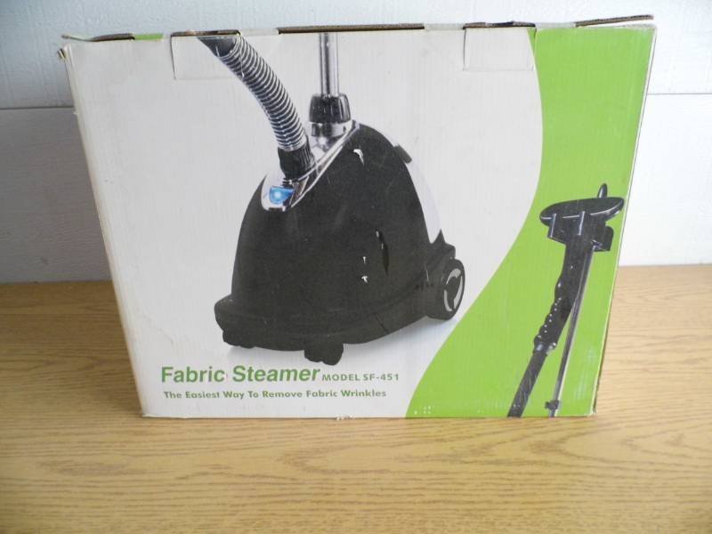 lot 9 image: Fabric Steamer