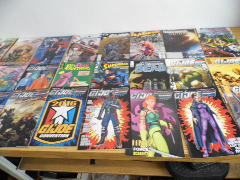 lot 34 image: Comics