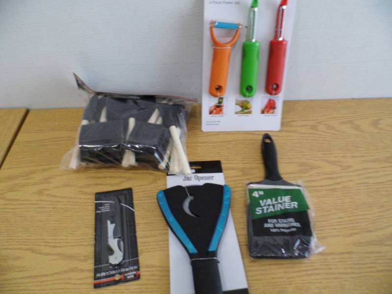 lot 64 image: Assorted New Products