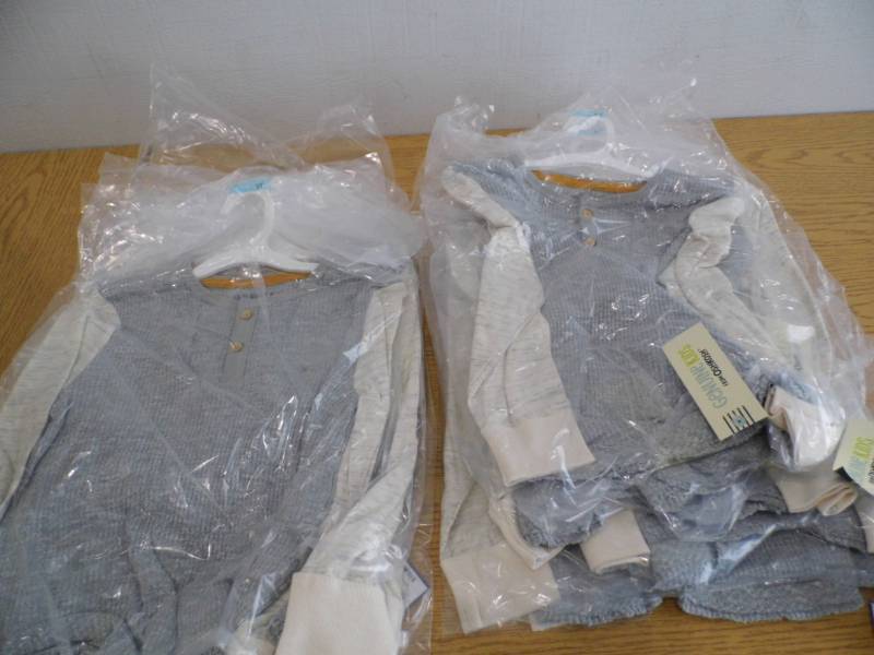 lot 94 image: Lot of 12 Osh Kosh Henley Shirts