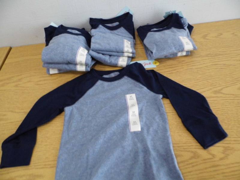 lot 102 image: Lot of 12 Shirts