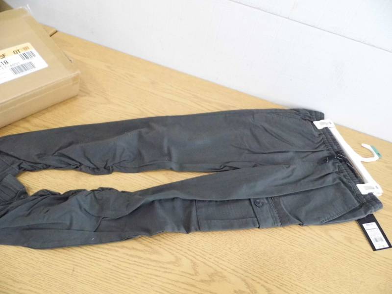 lot 99 image: Lot of 8 Pr Pants