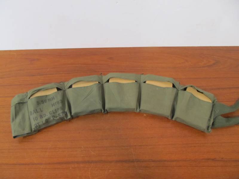 lot 45 image: Original US Army Vietnam War M16 Bandolier Ammo Sling FULL wOriginal Ammo #1
