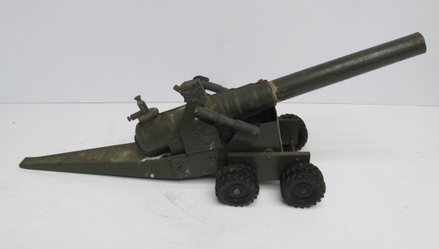 lot 115 image: Large Vintage BIG BANG Toy Cannon