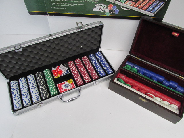 lot 116 image: Large Lot of Poker Chips Including Brand New 500 Chip Set