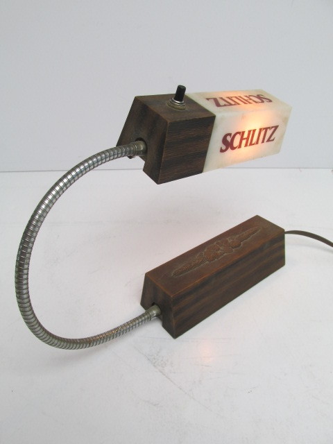 lot 122 image: Vintage SCHLITZ Beer Advertising Desk Lamp