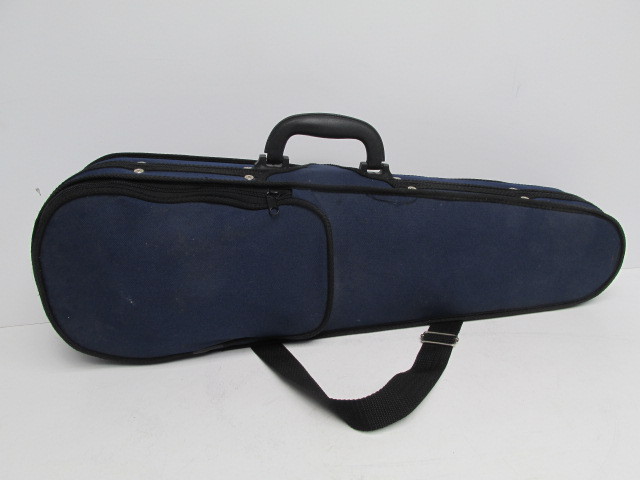 lot 129 image: Skylark Violin wCase & Bow