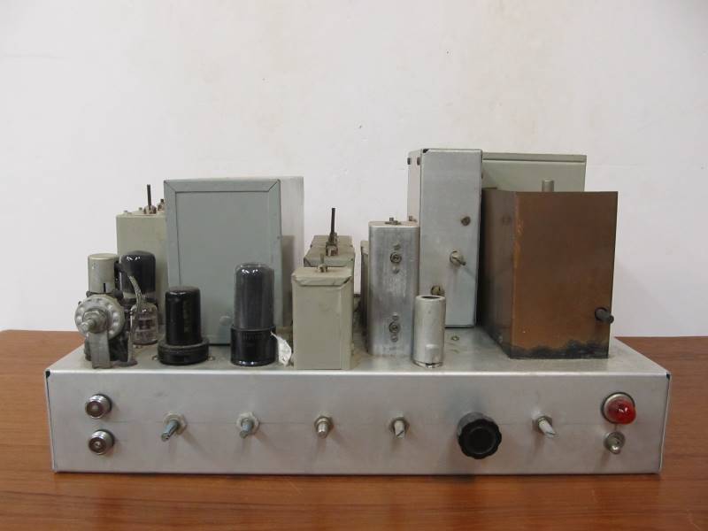 lot 169 image: Old Vintage Tube Amplifier