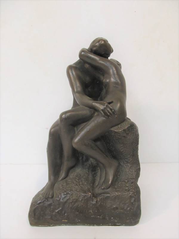 lot 174 image: Vintage Mid Century Sculpture of a Couple