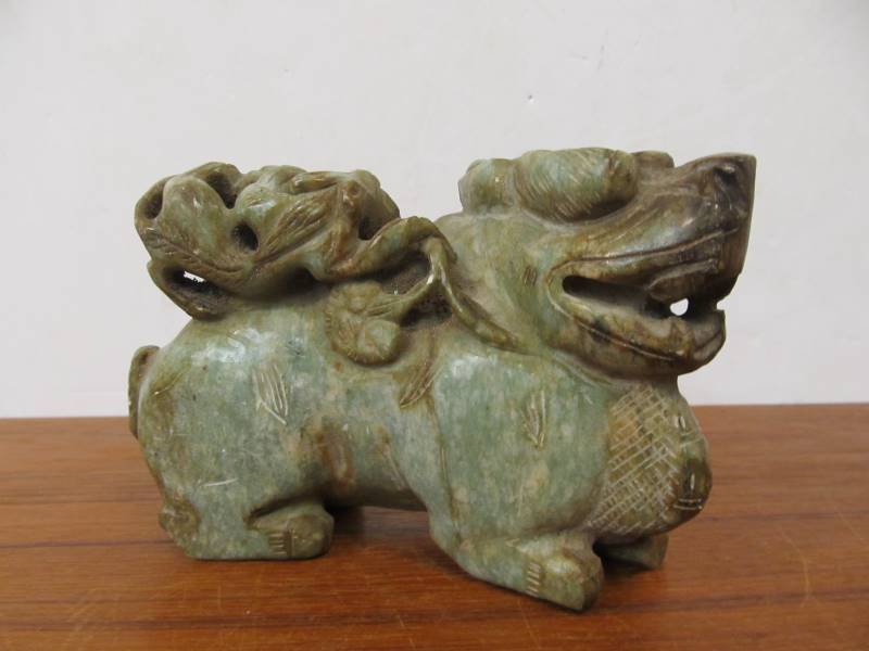 lot 178 image: Very Nice Antique Chinese Carved Stone Sculpture