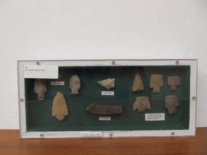 lot 203 image: Group of Genuine Stone Point Native American Arrowheads #3