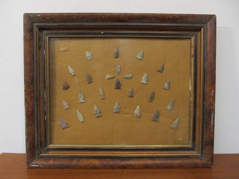 lot 207 image: Group of Genuine Stone Point Native American Arrowheads #7