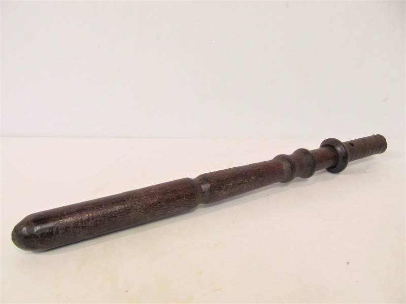 lot 212 image: Antique Police Style Billy Club Night Stick