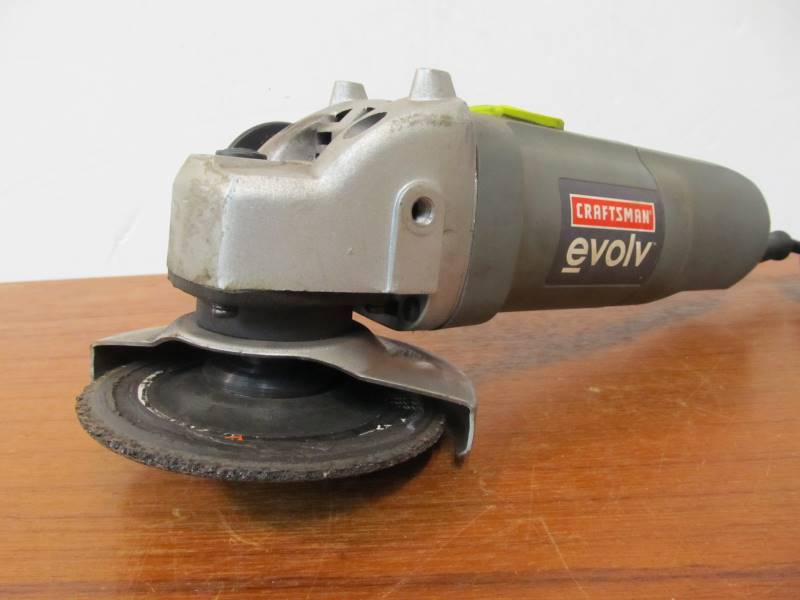lot 163 image: Working CRAFTSMAN EVOLV Grinder