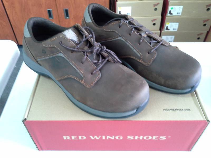lot 215 image: Red Wing 6708  Size 10 D Mens Boots